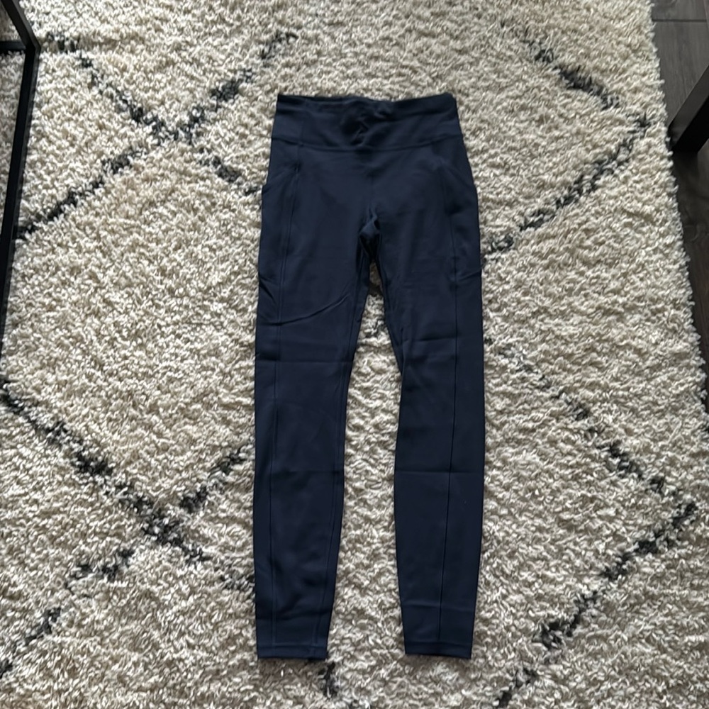Lululemon Invigorate leggings 28” in True Navy